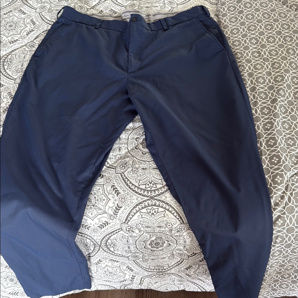 Walter Hagen Men’s  Navy Blue Golf Pants